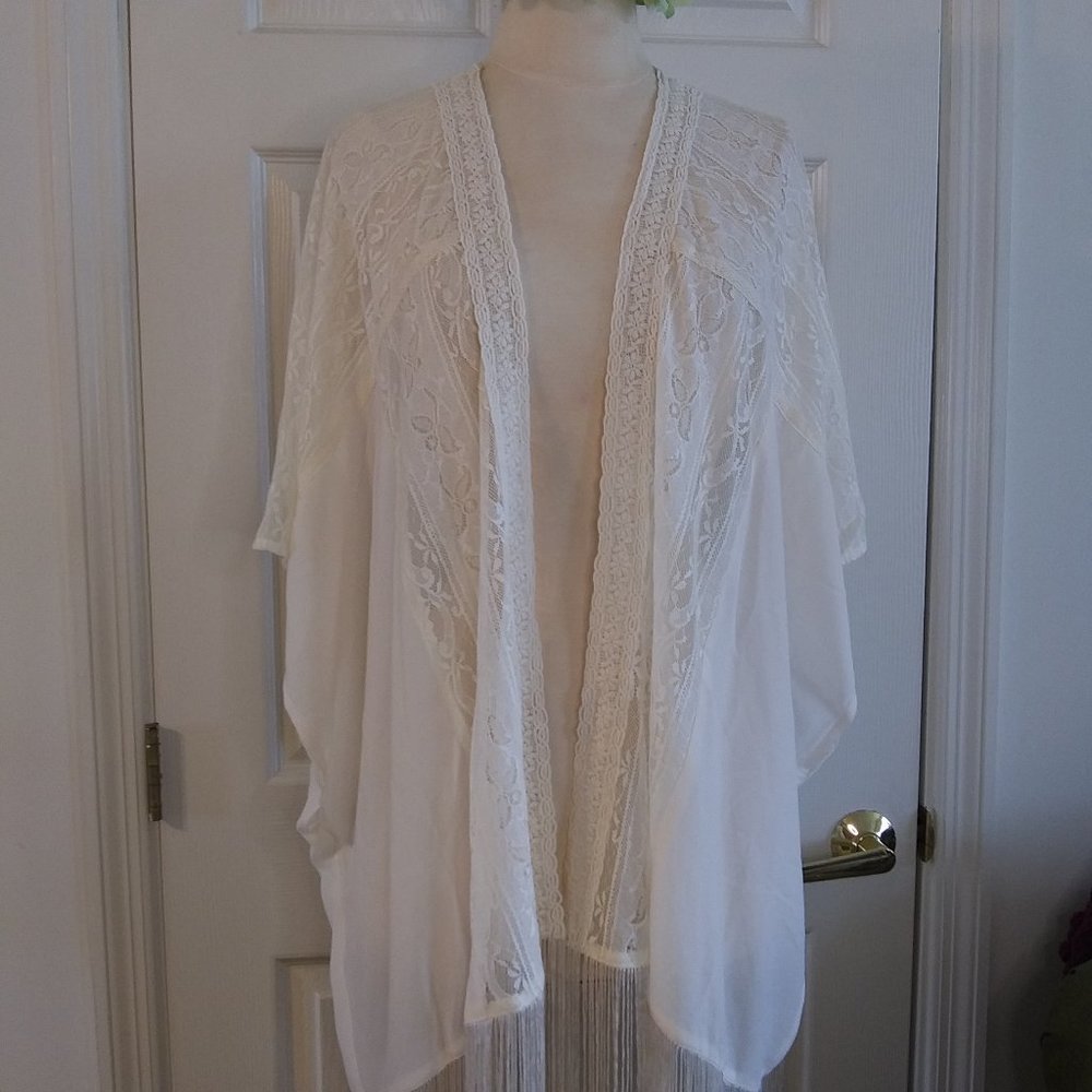 Flying Tomato | Sheer Ivory with Lace and Long Fringe Kimono | M/L | New